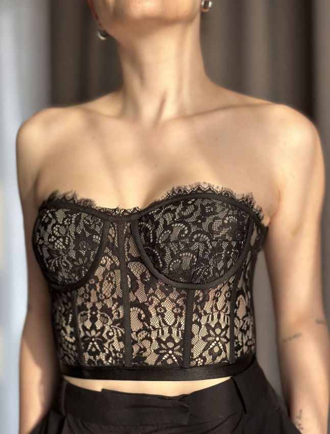 Picture of ''Diamond Eyes''  Lace Corset Top