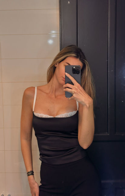 Picture of ''Timeless''  Black Top